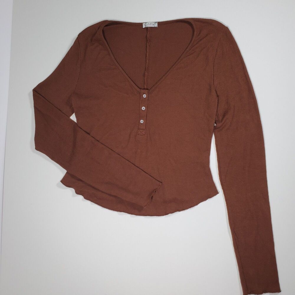 Free People Women's Top Size Medium Brown Long Sleeve Shirt Ribbed V-Neck Basic